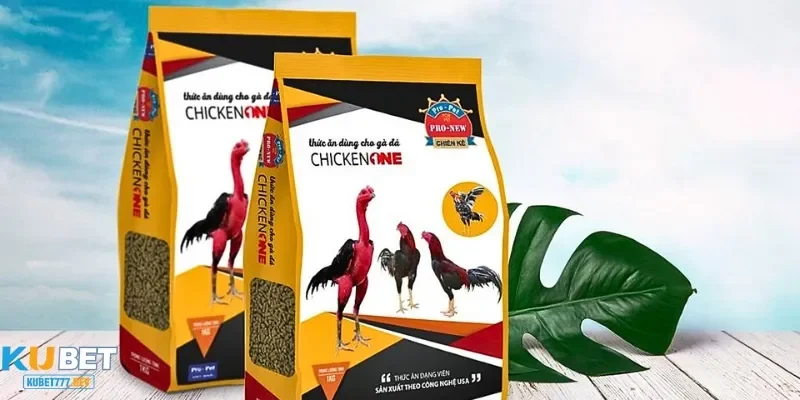 Thức ăn công nghiệp cho gà đá cũng được nhiều người lựa chọn